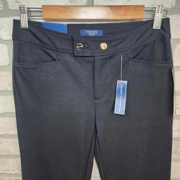 CHAPS Slimming Fit Petite Regular Length Size 2P. - Picture 7 of 8